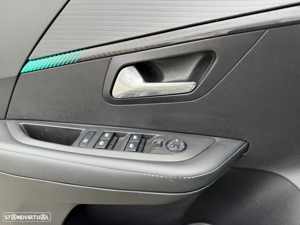 Peugeot e-208 50 kWh Allure Pack - 29