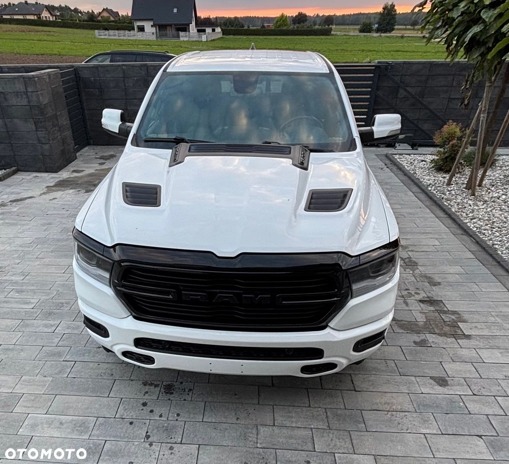 RAM 1500 5.7 Crew Cab Laramie - 2
