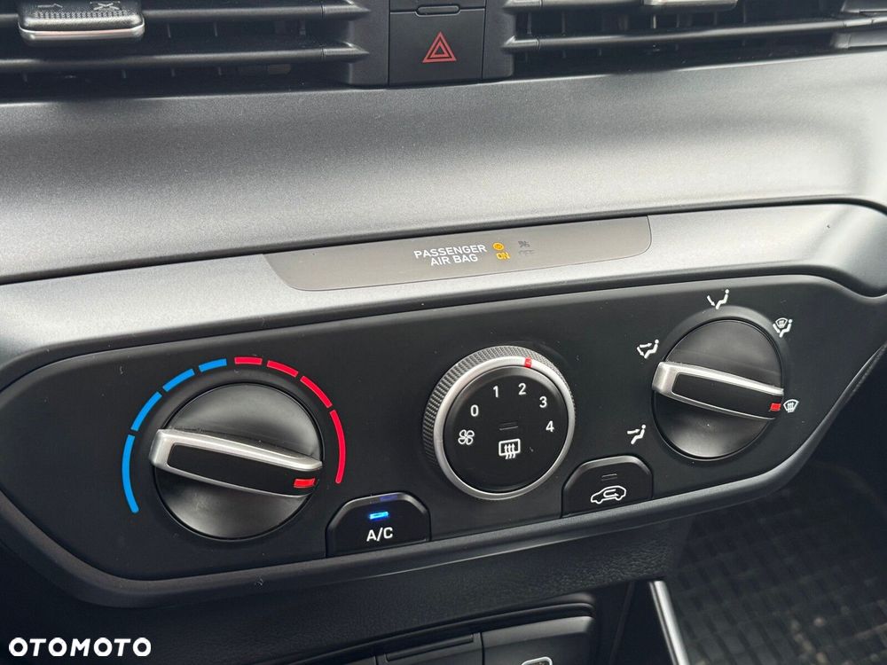 Hyundai i20 1.2 Pure - 16