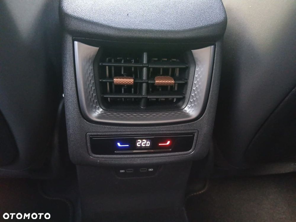 Cupra Terramar 1.5 eTSI mHEV DSG - 18