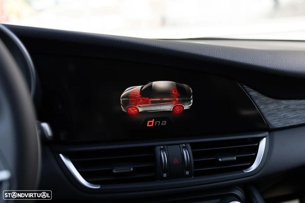 Alfa Romeo Giulia 2.2 D Super AT8 - 35