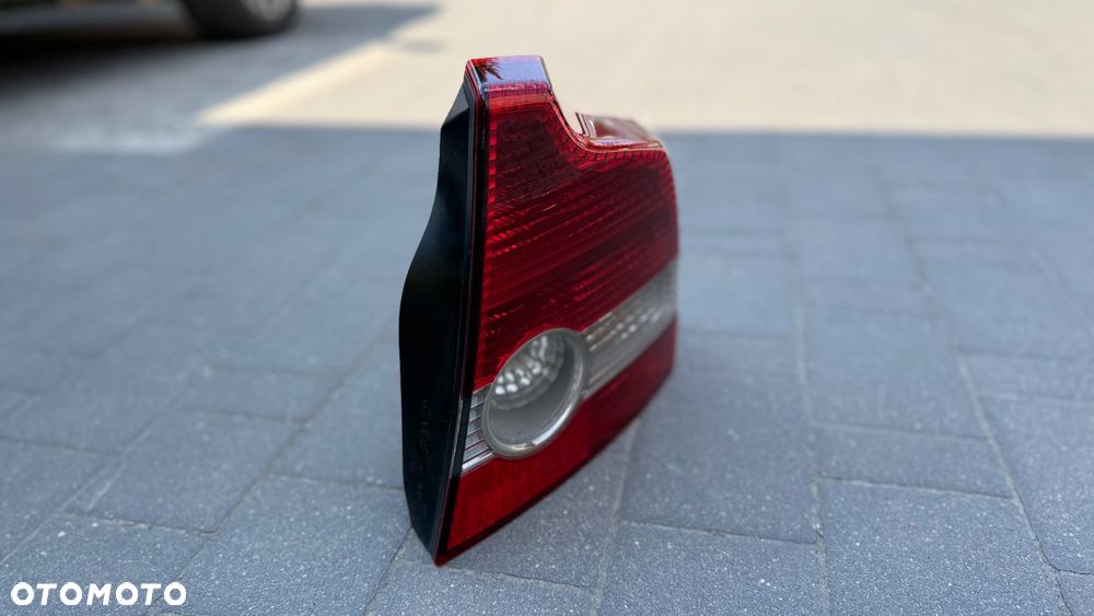 Lampa prawa tył Volvo s40 tylna Europa 04-07 oryginał - 3