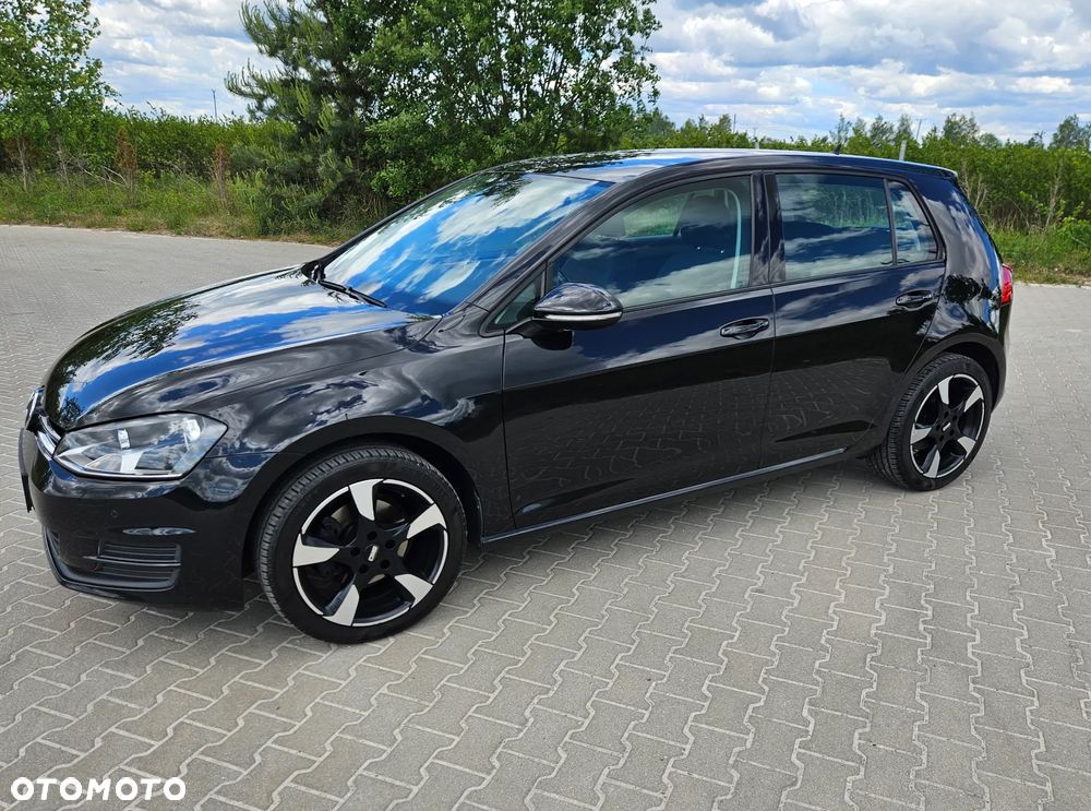 Volkswagen Golf 1.6 TDI BlueMotion Technology Comfortline - 23