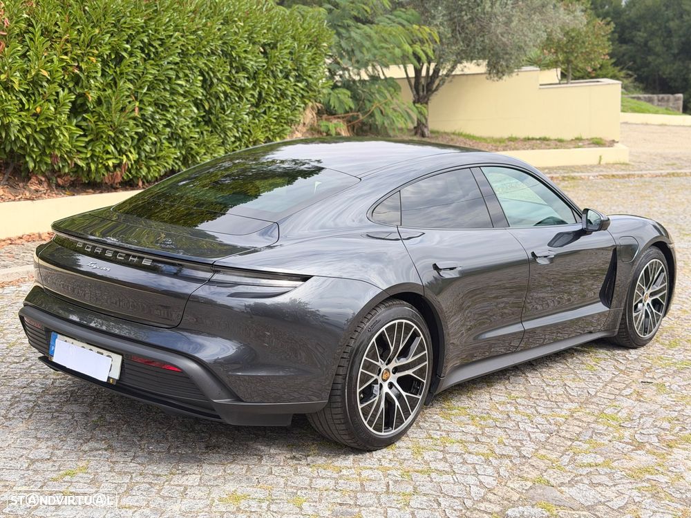 Porsche Taycan Standard - 9