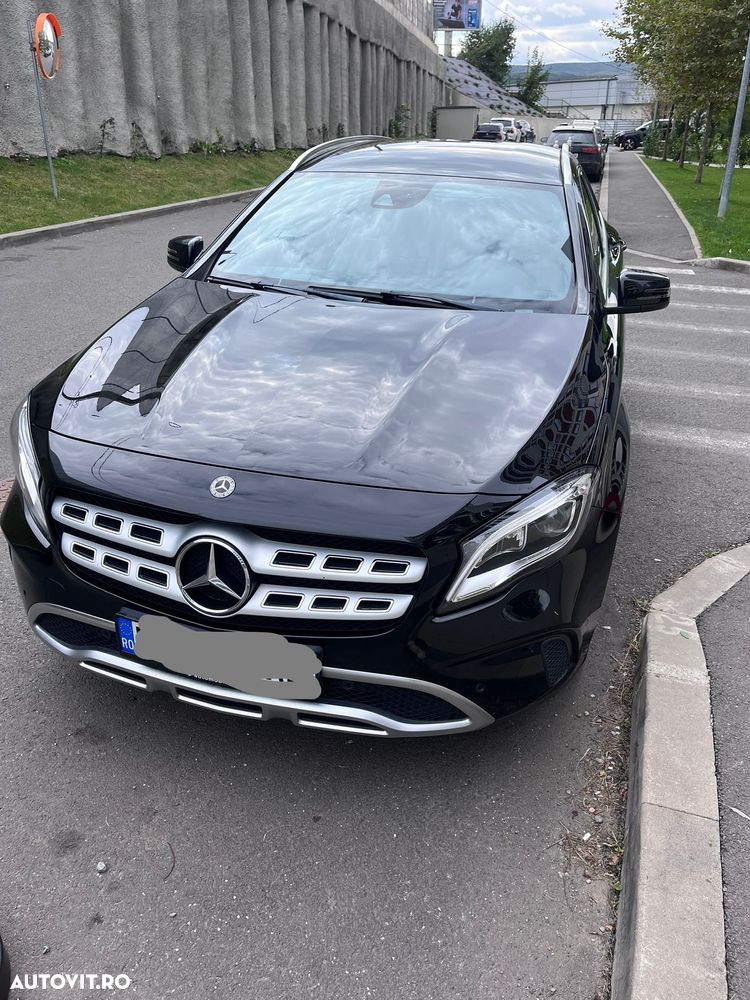Mercedes-Benz GLA - 1
