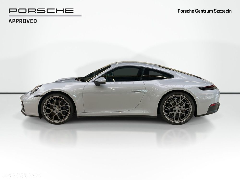 Porsche 911 2025 photo 2