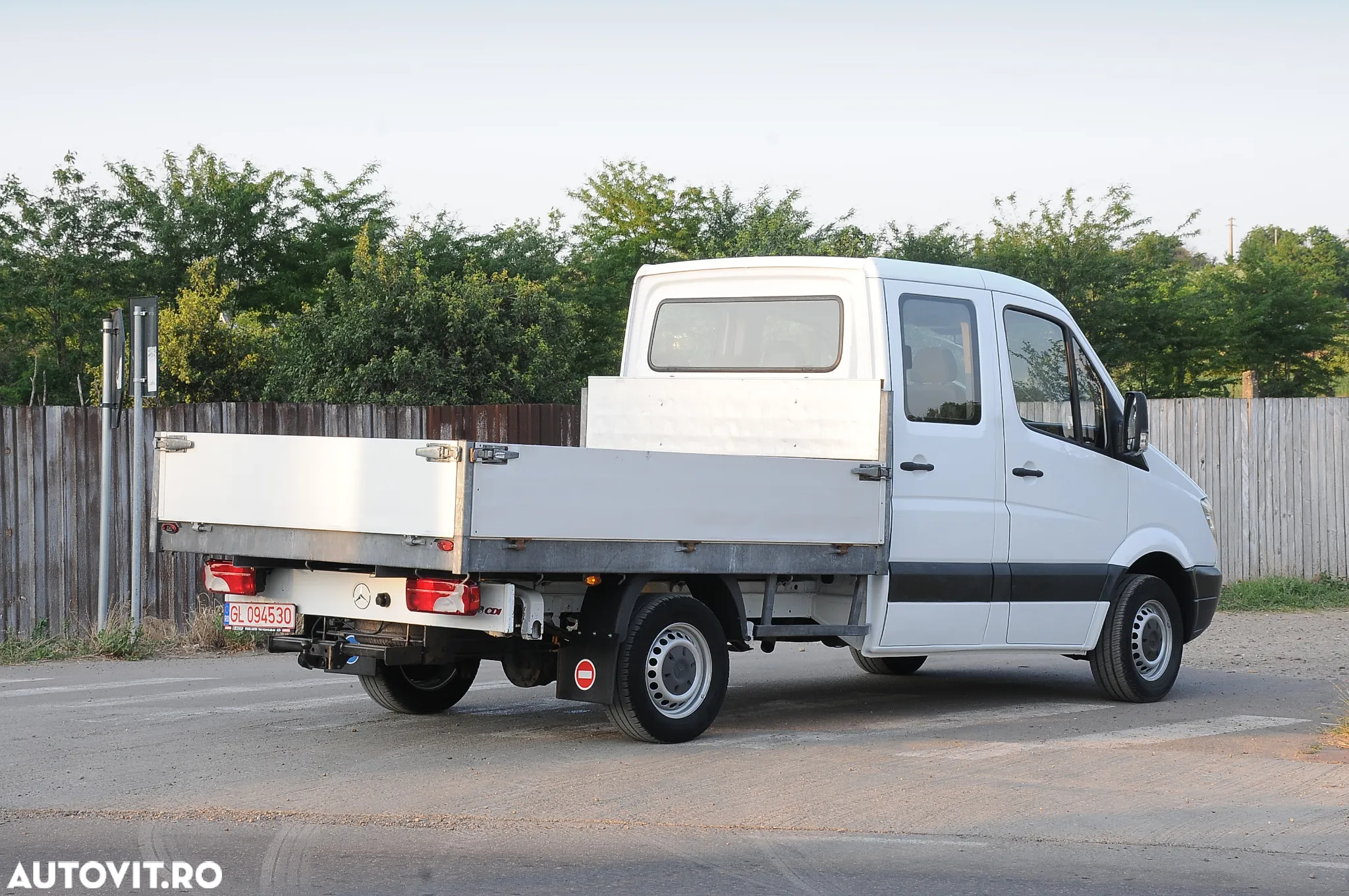 Mercedes-Benz Sprinter - 4