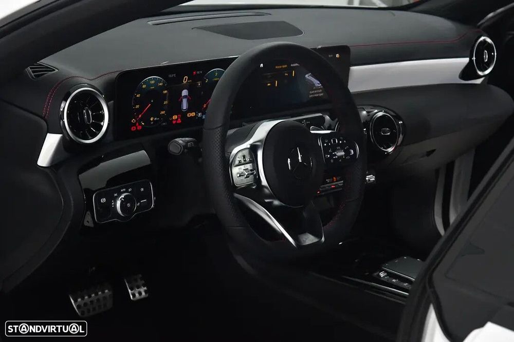 Mercedes-Benz CLA 180 d Shooting Brake AMG Line Aut. - 17