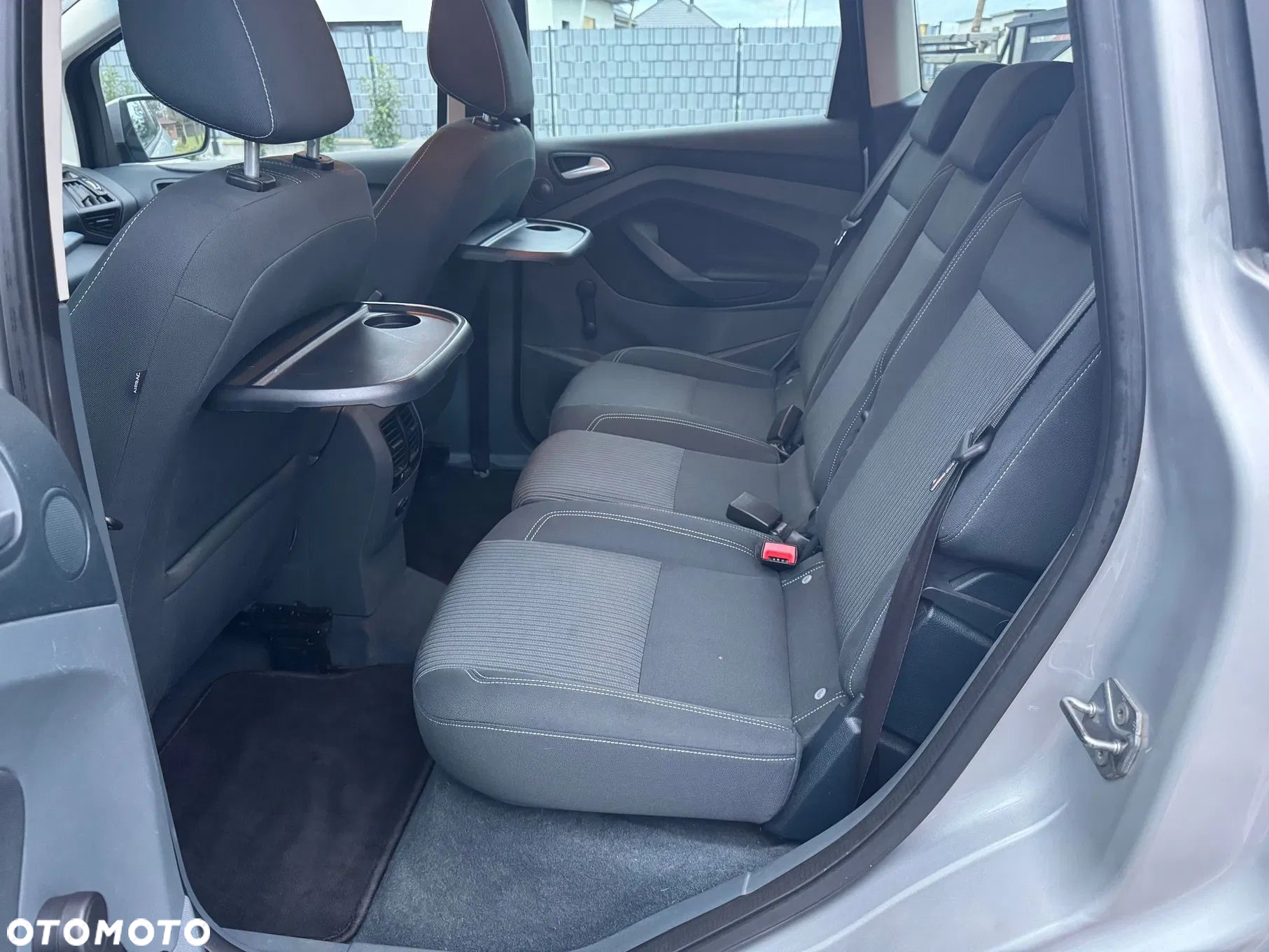 Ford C-MAX 1.6 Ti-VCT Titanium - 19