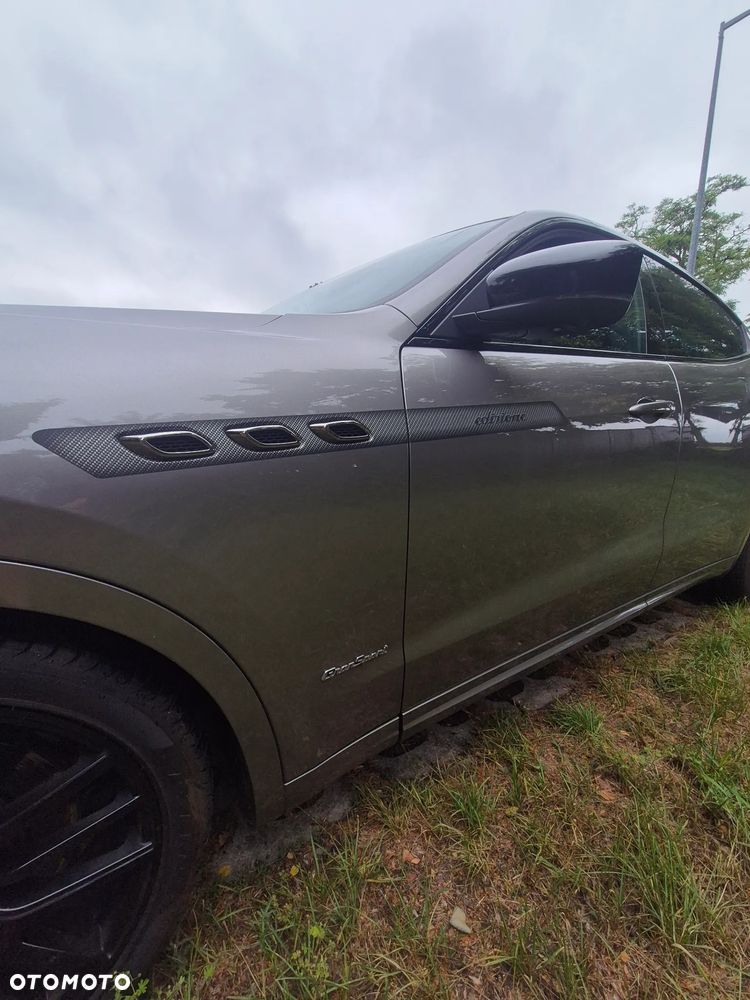 Maserati Levante Diesel Granlusso - 9