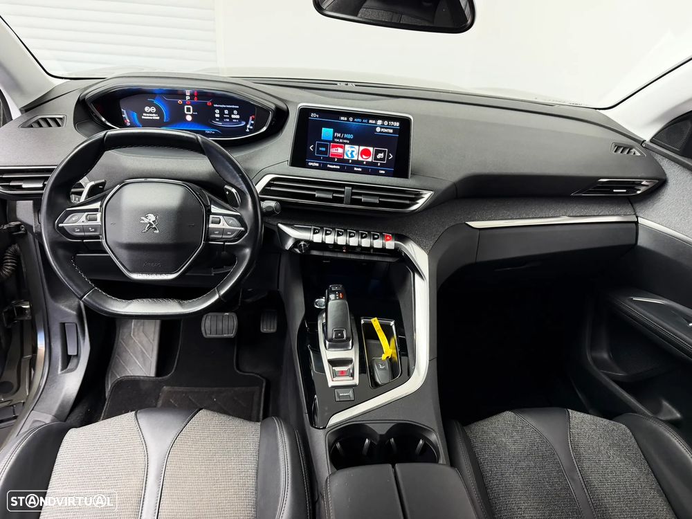 Peugeot 5008 PureTech 130 EAT8 Stop & Start Allure - 17