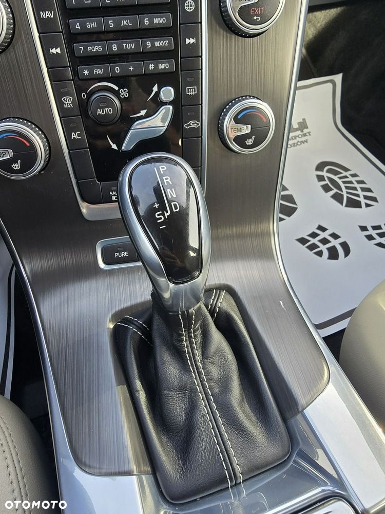 Volvo V60 - 35