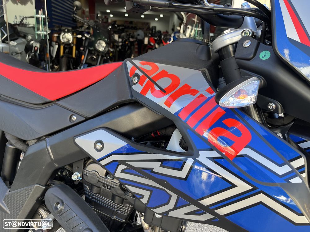 Aprilia 125 SX - PREÇO CHAVE NA MÃO !! - DESDE 60 EUR / MÊS !! - 22