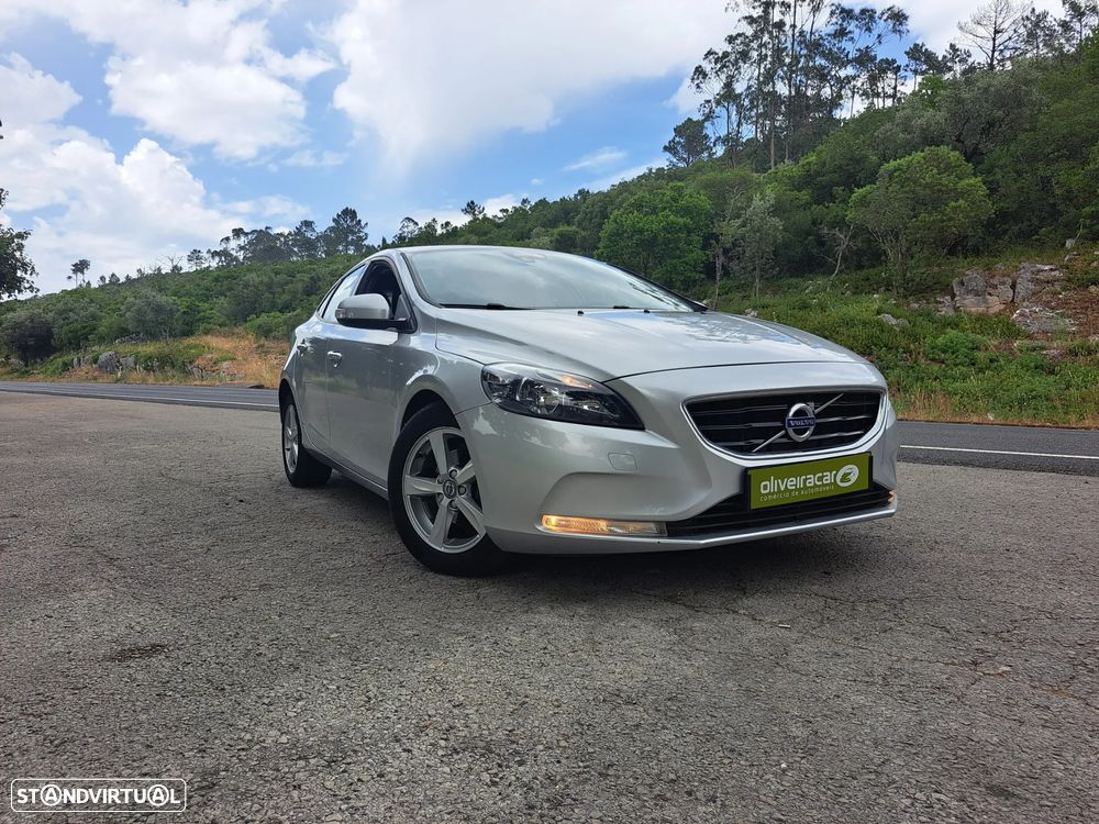 Volvo V40 D2 Kinetic - 9