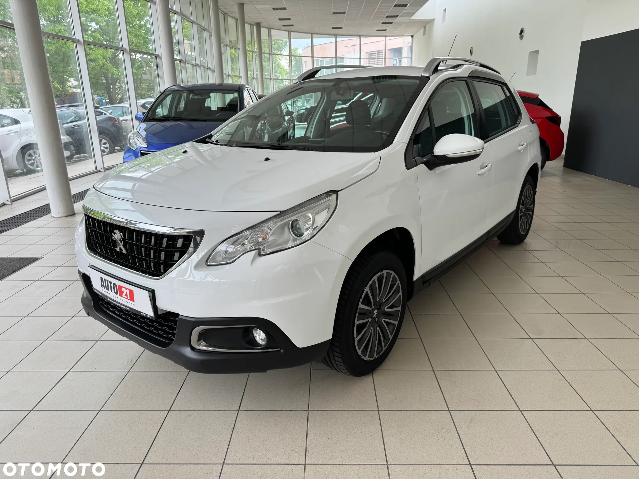 Peugeot 2008 1.2 Pure Tech Active EU6 - 3