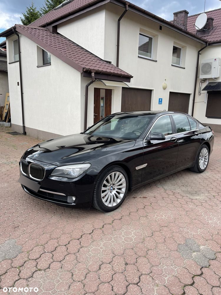 BMW Seria 7 740d xDrive - 17