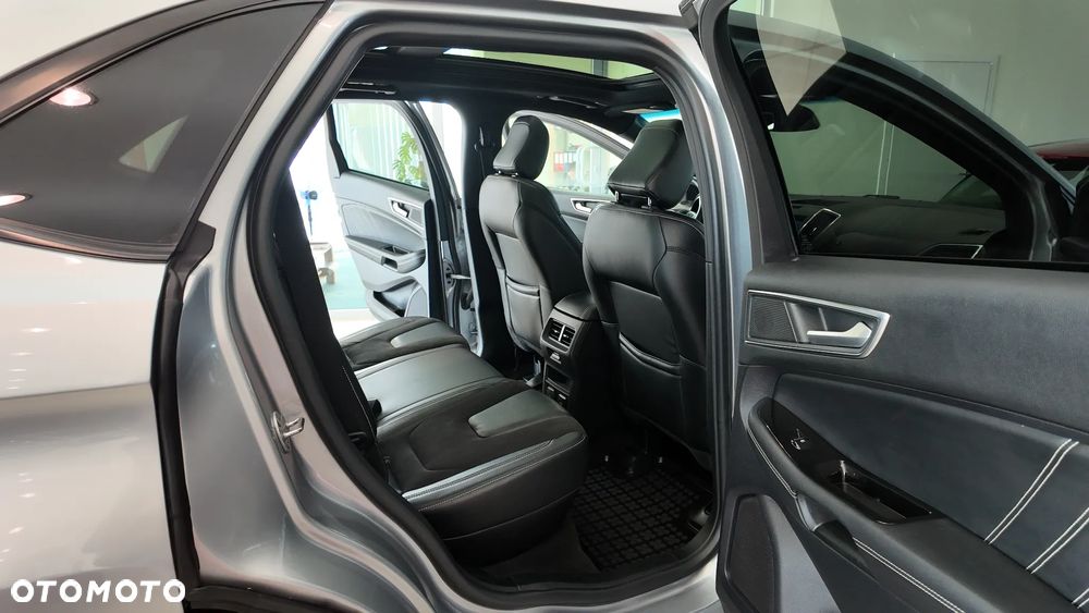 Ford Edge - 34