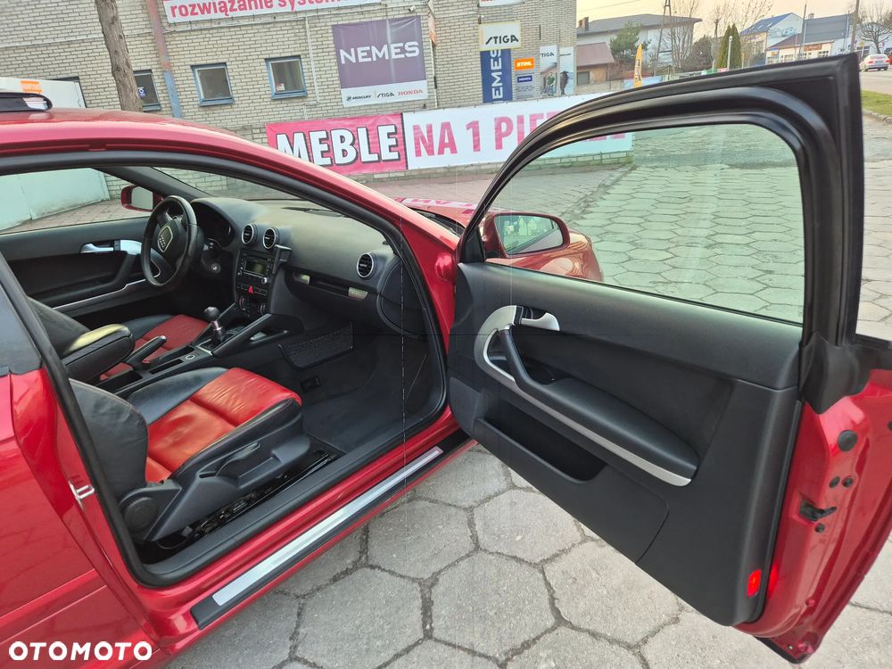 Audi A3 3-drzwiowe 2.0 TDI DPF quattro S line Sportpaket - 24