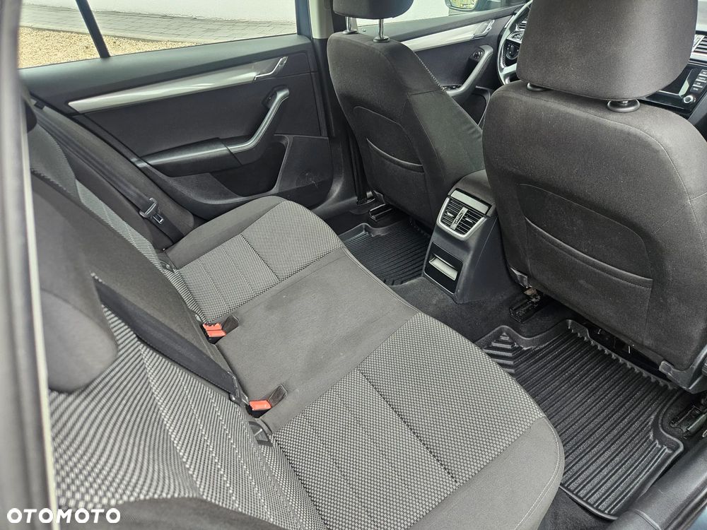 Skoda Octavia 1.6 TDI Greenline - 10