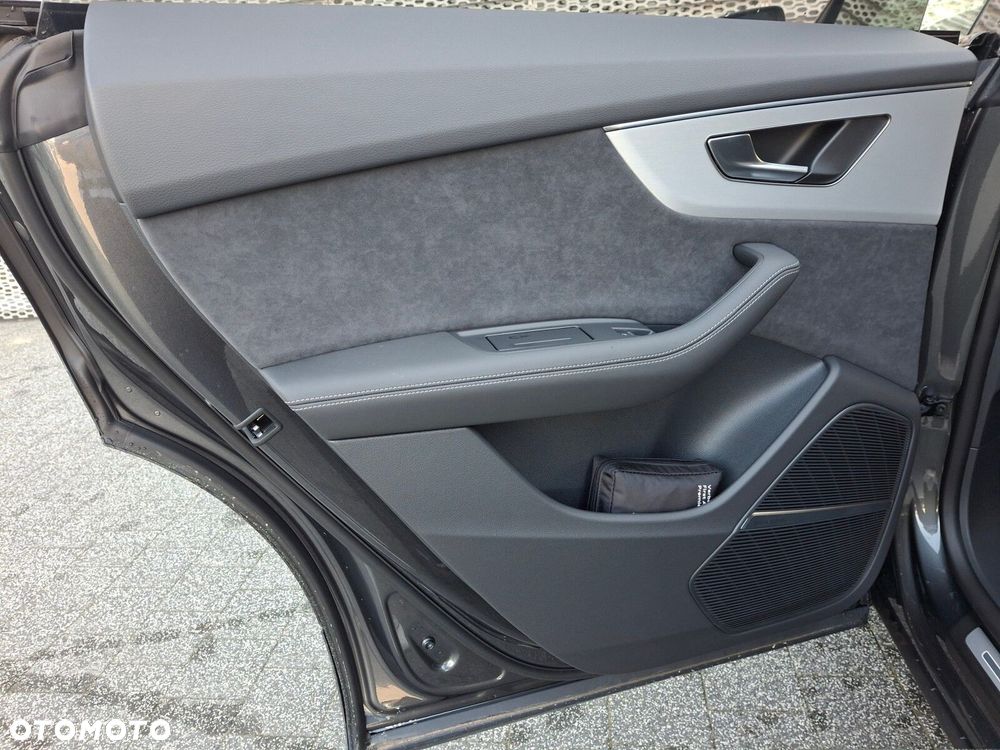 Audi Q8 - 15