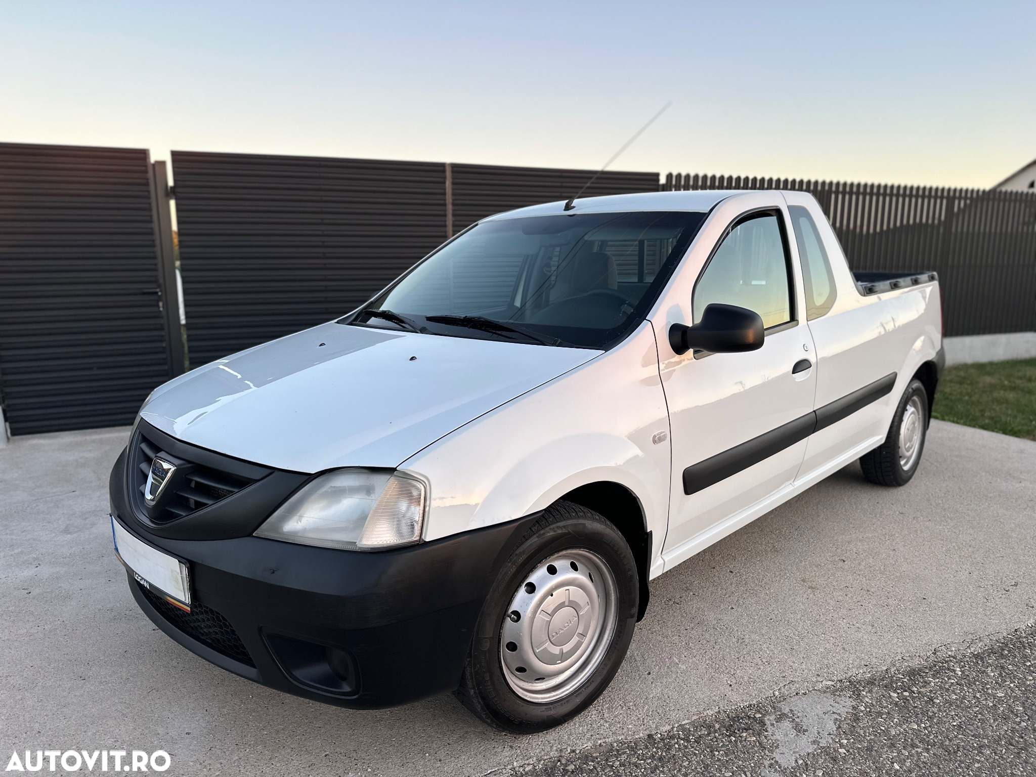 Dacia Pick Up - 17