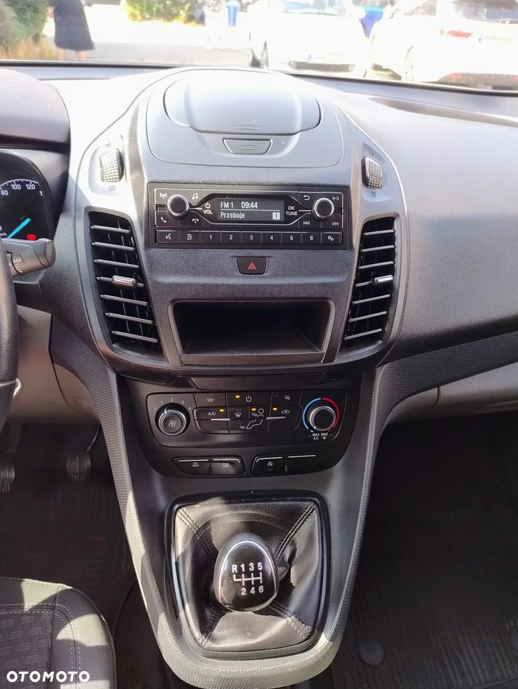 Ford Transit Connect - 7