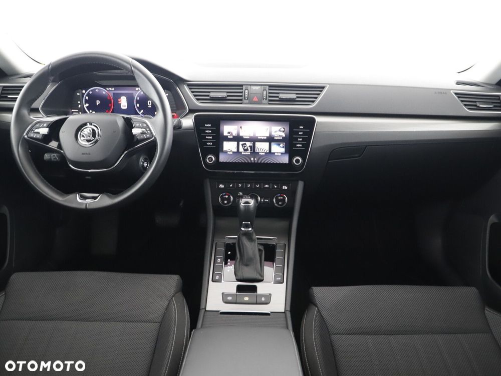 Skoda Superb 2.0 TDI SCR Style DSG - 13