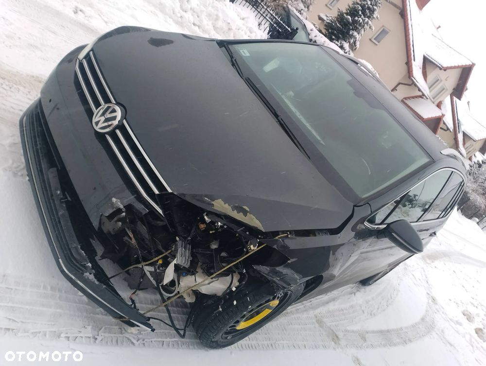 Volkswagen Touran 1.4 TSI BMT Comfortline DSG - 6