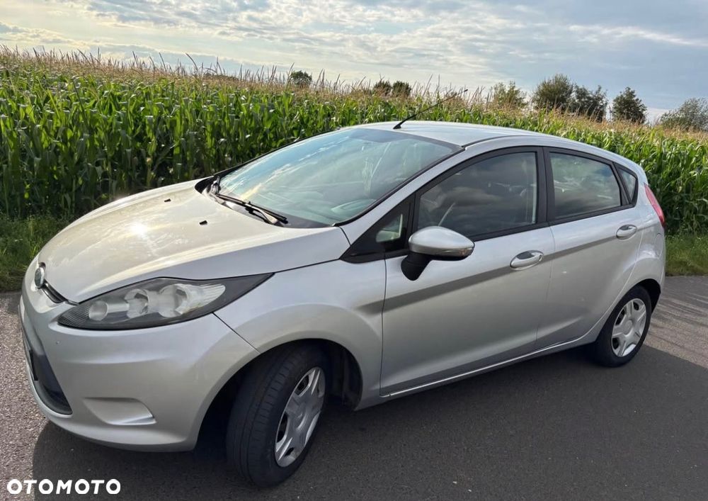 Ford Fiesta 1.25 Ambiente - 2