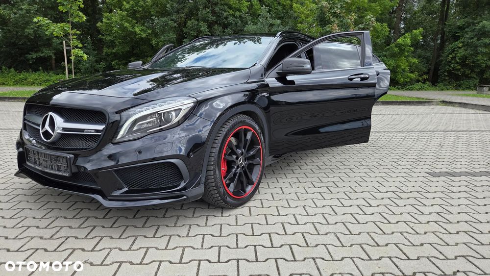 Mercedes-Benz GLA 45 AMG 4-Matic - 4