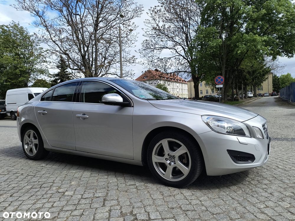 Volvo S60 D3 - 9