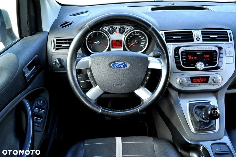 Ford Kuga 2.0 TDCi 2x4 Trend - 6