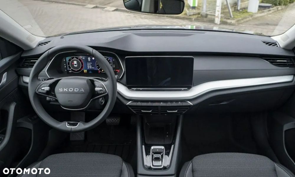 Skoda Octavia 1.5 TSI mHEV Drive Selection DSG - 8