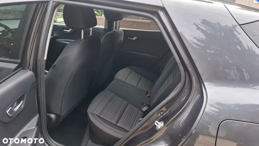 Kia Stonic 1.4 L - 10