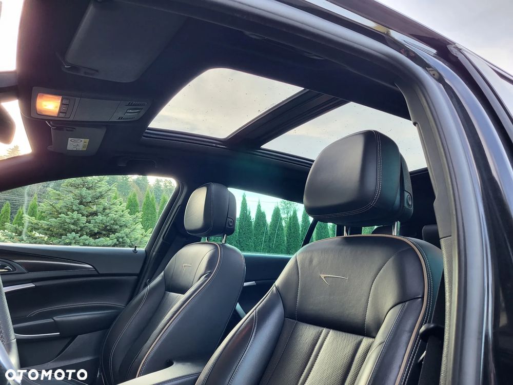 Opel Insignia 2.0 SIDI Turbo 4x4 Sport - 10