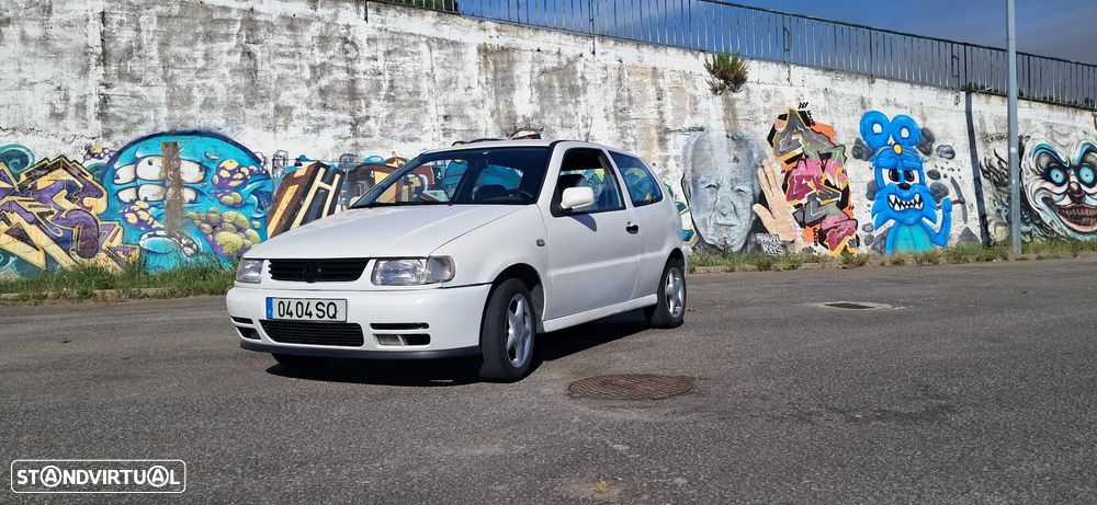 VW Polo - 2