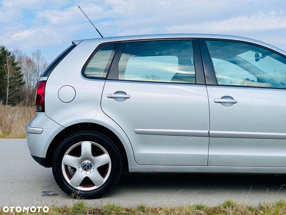 Volkswagen Polo 1.4 Comfortline - 25