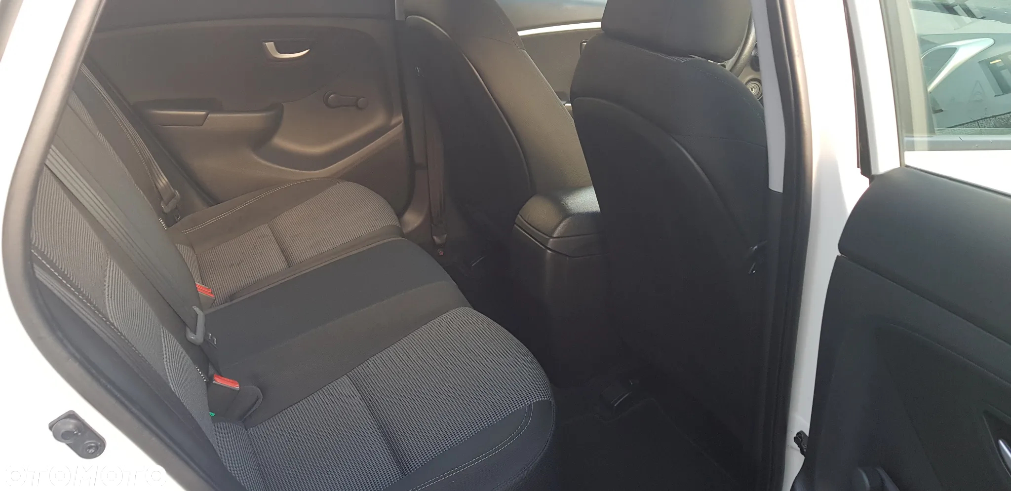 Hyundai i30 - 13