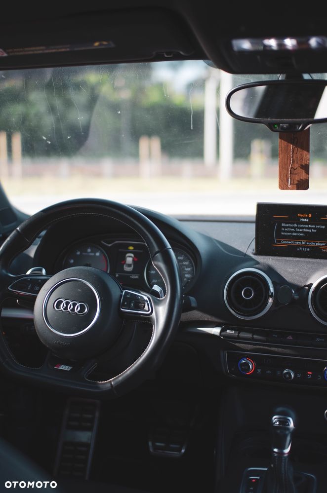 Audi S3 S tronic - 14