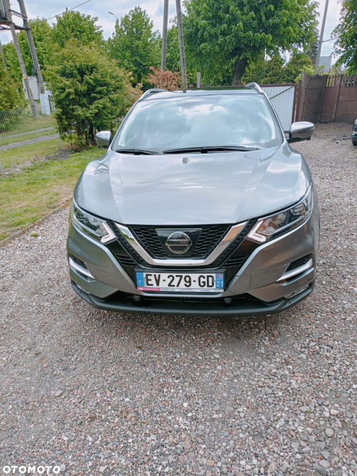 Nissan Qashqai 1.2 DIG-T 360 - 1