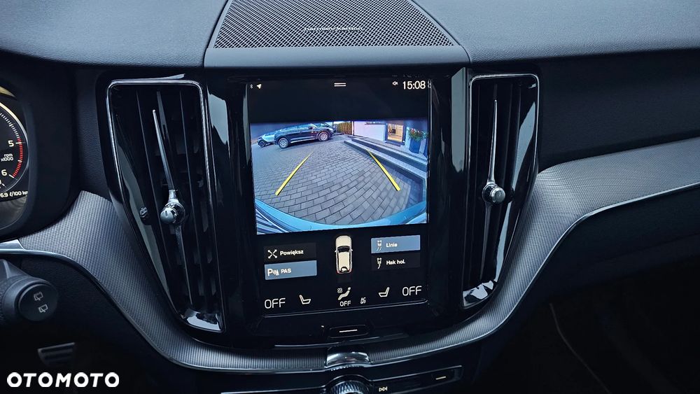 Volvo XC 60 D4 R-Design - 12