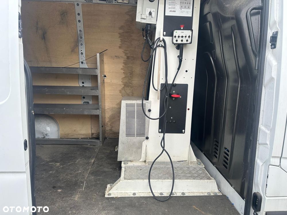 Renault MASTER PODNOŚNIK KOSZOWY - 13