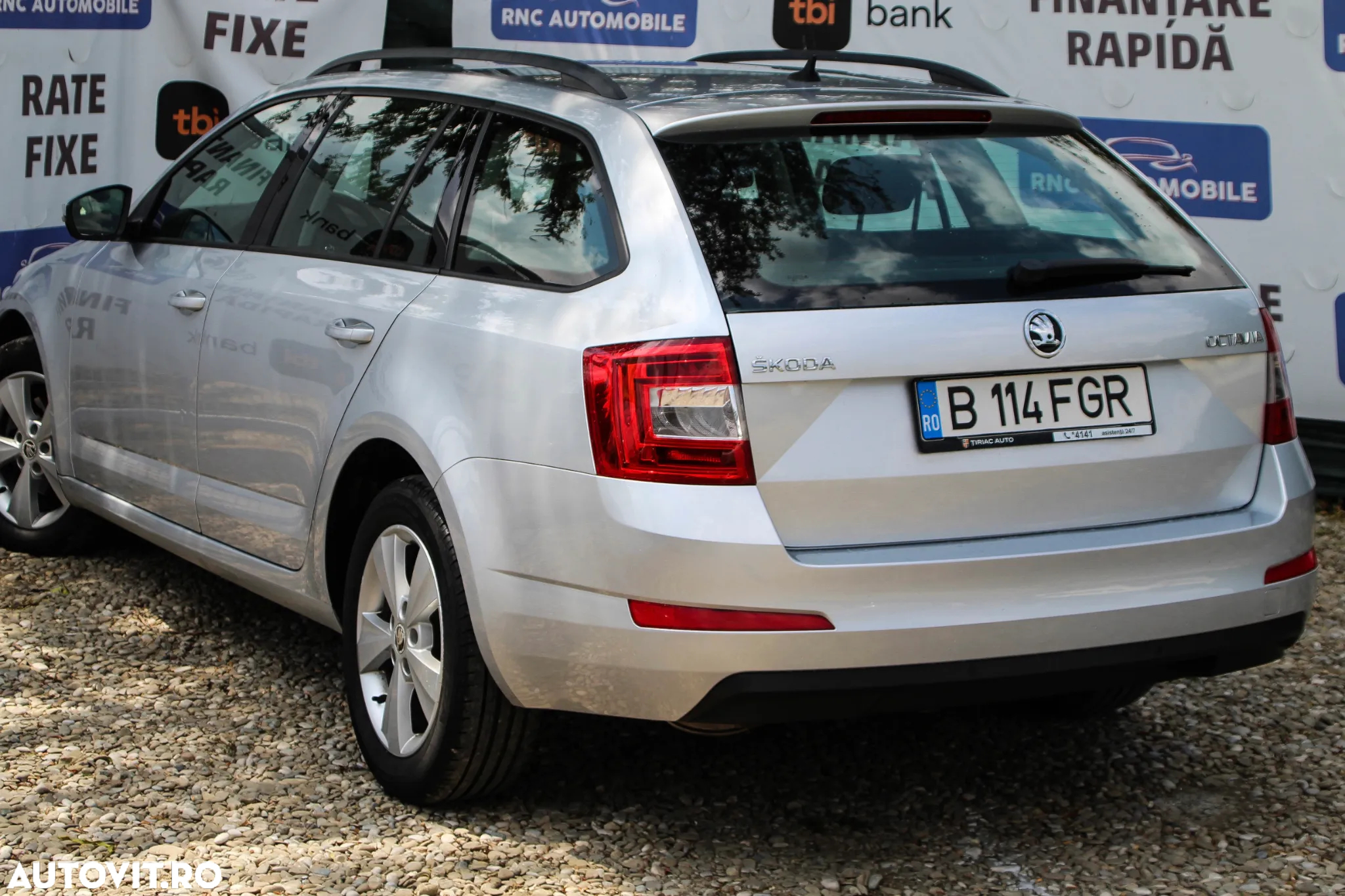Skoda Octavia 2.0 TDI DSG Ambition - 4