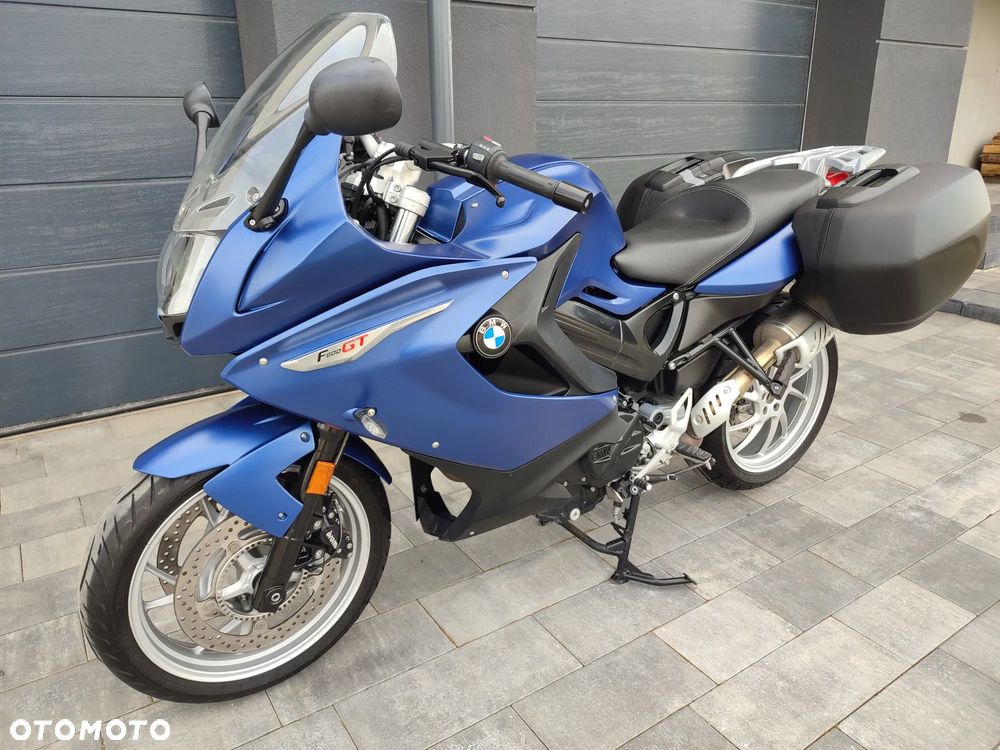 BMW F - 2