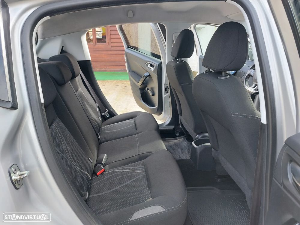 Peugeot 208 1.4 HDi Active - 12