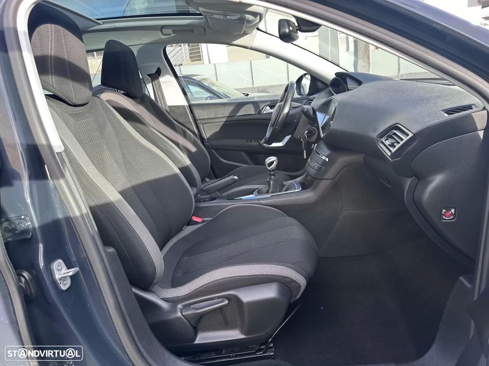 Peugeot 308 SW 1.2 PureTech Style - 46