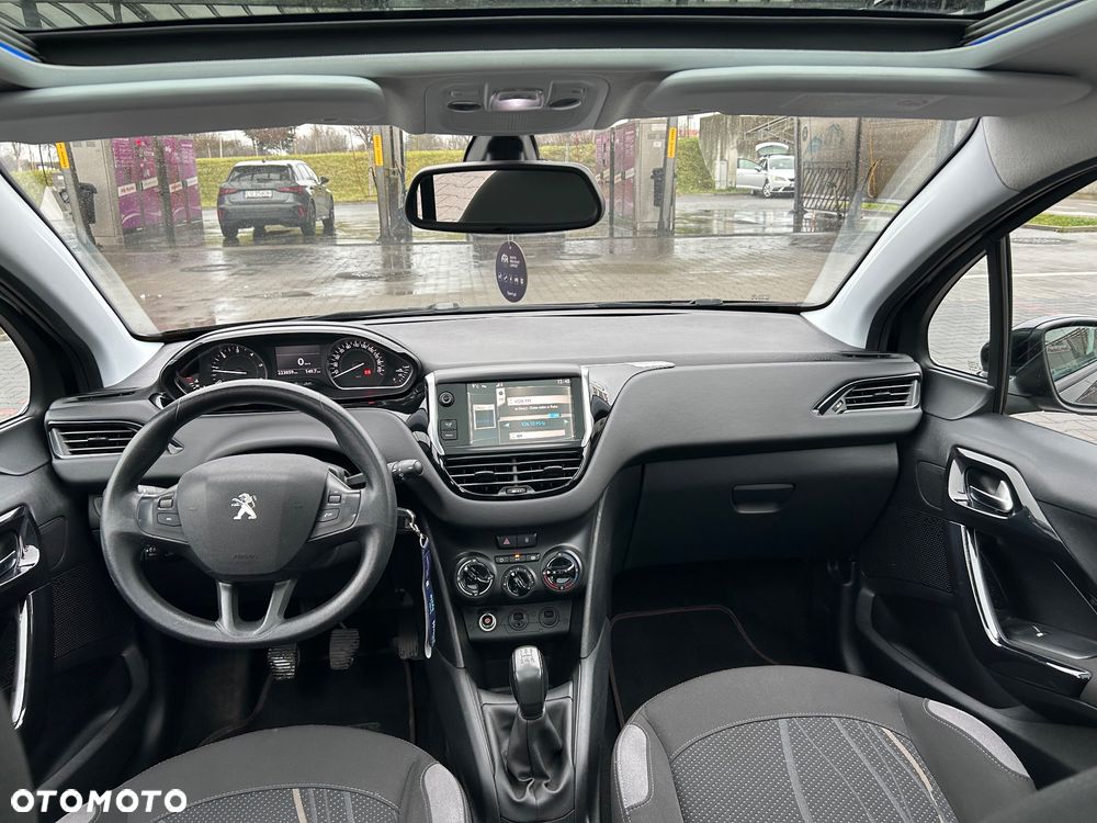 Peugeot 208 1.6 e-HDi Allure STT - 11