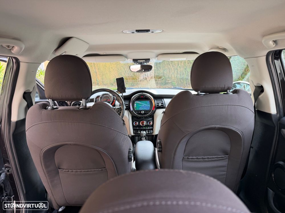 MINI 5 Portas Cooper D - 39