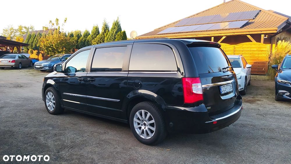 Chrysler Town & Country 3.6 Touring - 2