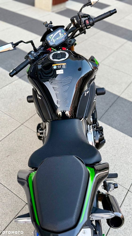 Kawasaki Z 900 - 11